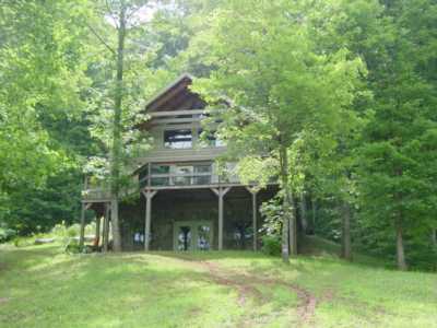 Front Cabin View