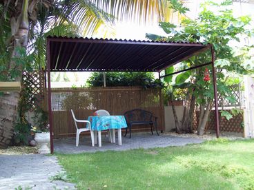Take a break from the sun in our Tropical Garden behind the Casa. Pick Papayas or Bananas in season.