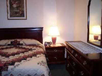 3bdr. 2 bath with Brand New Spectacular Hot Tub