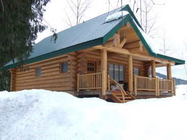 Aselka Log Home