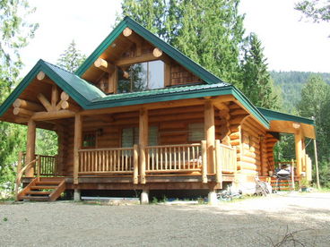 Aselka Log Home