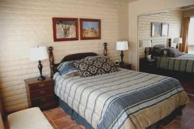 Queen Bedroom