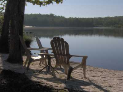 Spectacular Lakefront  Home with Private Beach, Dock and WIFI