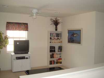 Upstairs Loft/Den