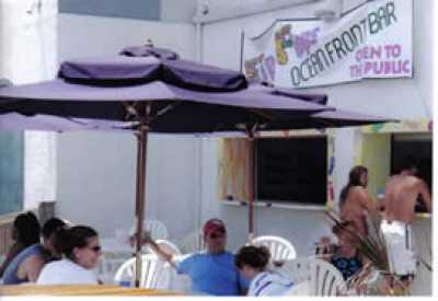  Flip Flops Oceanfront Bar and Grill