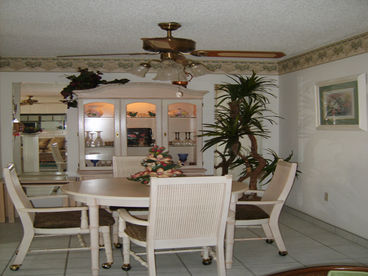 DINING NOOK