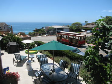 This shows you just how close to the Lifeguard gate to Crescent Bay we really are!  Note the size of the deck, large enough fo ra kiddie pool.  The Laguna Trolley can be seen in the background.
