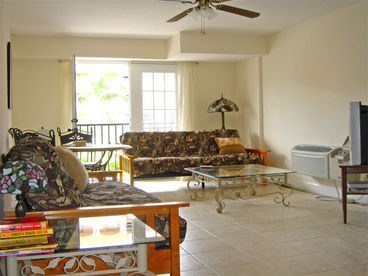 *** Newly renovated Redington Beach Condo