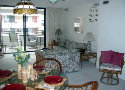 Living Room & Dining Area