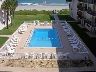 Balcony View of the Pool and Ocean