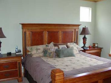 Master suite with large walk in closet and private bath.