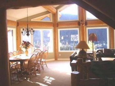 Kodiak Timber Lodge