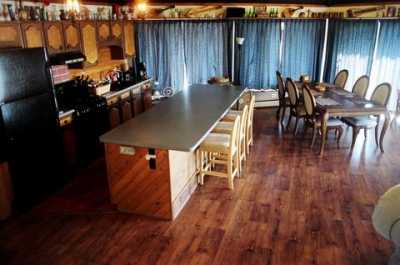 NIAGARA RIVER INN - Vacation Home ON the Niagara River & NEAR NIAGARA FALLS