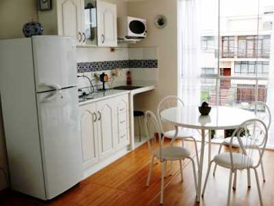 BLUE APT.- Full kitchenette + dinning table X 4