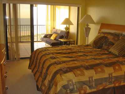 ***Newly Updated Gulf-Front Clearwater Beach Condo