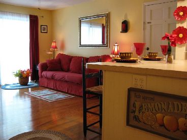 E12 KING SIZE BED, CLOSE TO HEATED POOL