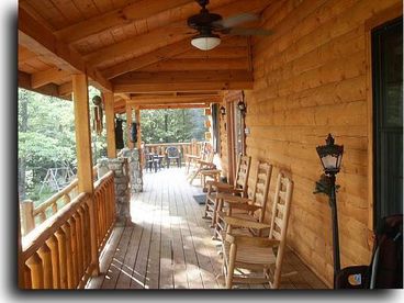 Adventurewood Log Cabin in Brown County Indiana