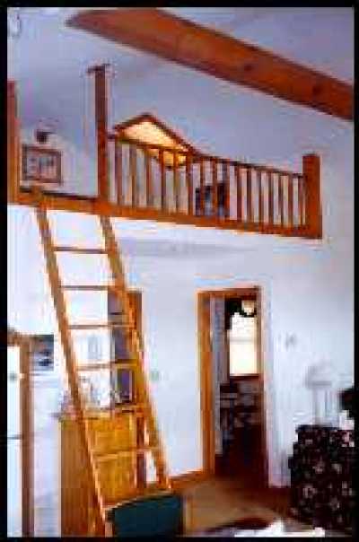 Loft Queen Beed