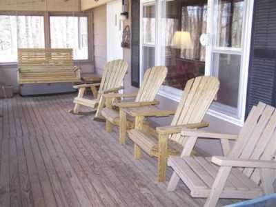 Screened-In Porch