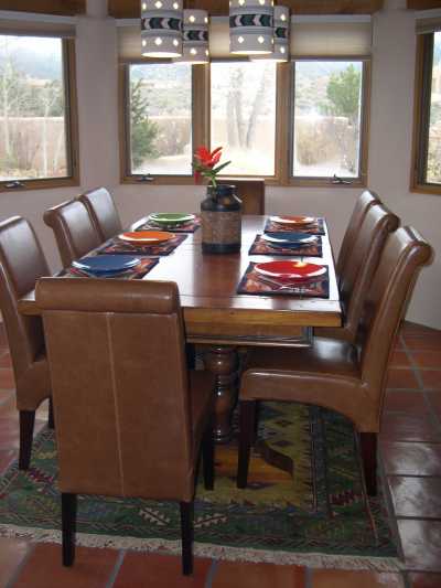Room for the whole group to dine at one time and watch the striking landscape.