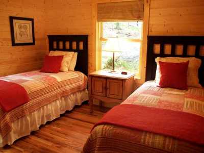 Twin Bedroom