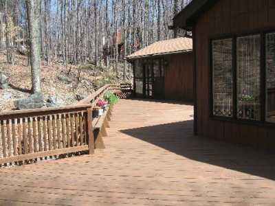 Luxurious & Beautiful Dream Home Jacuzzi, Sauna & Huge Deck