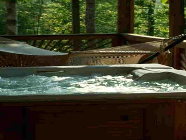 Hot Tub and Hammock