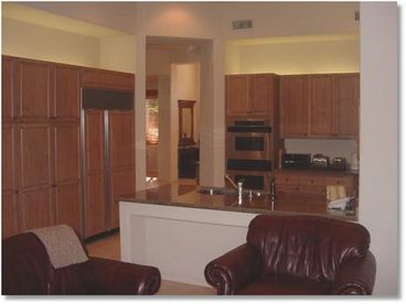 Kitchen/Den