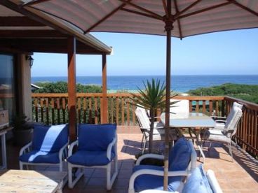 Beach house holiday rental  vacation let in Plett