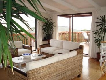 Beach house holiday rental  vacation let in Plett