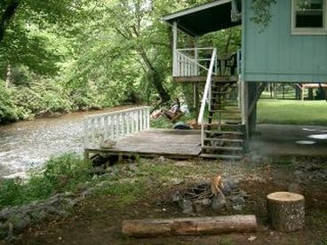 Riverfront Affordable 1 or 2BR Cottage: June to October