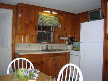 Clean, fully equipped kitchen - everything from microwave to a large pot for your lobster pot