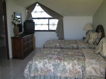 Club La Costa - Only unit with Soaker tub - car available