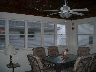 Charming beach house Rambler Sleeps 10