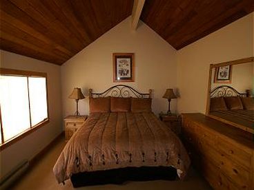 Master Bedroom With Split King