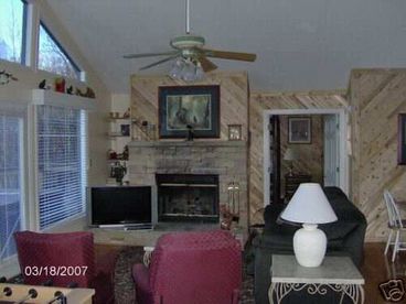 Great Room with Gas Fireplace