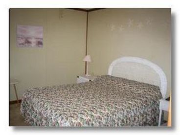 Queen Bedroom