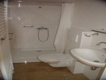 Large Bathrooms