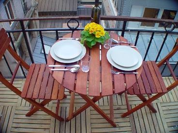 Dining outside