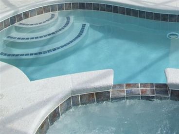 private pool with jacussi