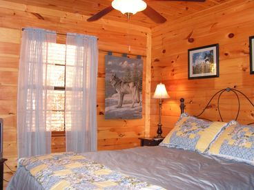 Queen bedroom downstairs