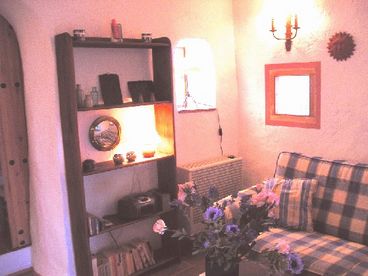 Living Room (2)