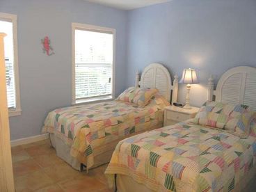 Twin bedroom