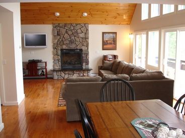 Five Bedroom Luxury Vacation Home with Views to Loon Mountain