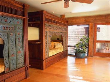 Bali room beds