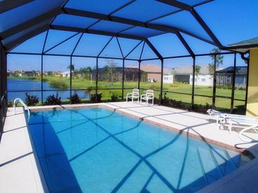Twin BedroomHeated Swimming Pool
