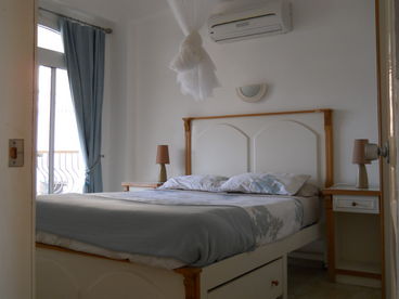 King size bedroom