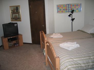 2nd Bedroom 2 Twins