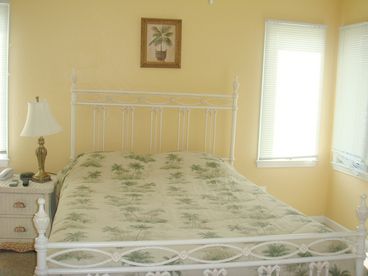 Queen Bedroom