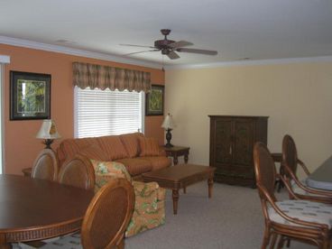 1st Floor Tropical Living Room